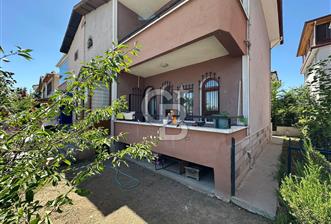 Batıkent Uğur Mumcu Mahallesi’nde Sitede 3 Katlı 4+1 Müstakil Ev – Masrafsız – Taşınmaya Hazır