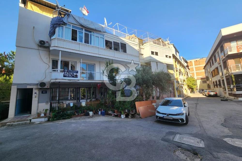 ÇİĞLİ YENİ MAHALLESİ ARA KAT EBEVEYN BANYOLU SATILIK 2+1 DAİRE