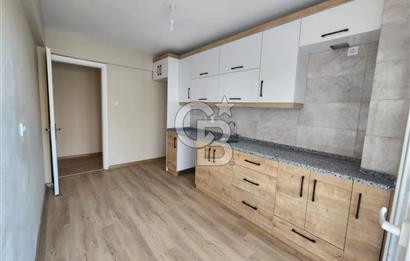 ÇİĞLİ YENİ MAHALLESİ ARA KAT EBEVEYN BANYOLU SATILIK 2+1 DAİRE