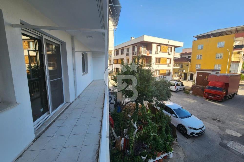 ÇİĞLİ YENİ MAHALLESİ ARA KAT EBEVEYN BANYOLU SATILIK 2+1 DAİRE