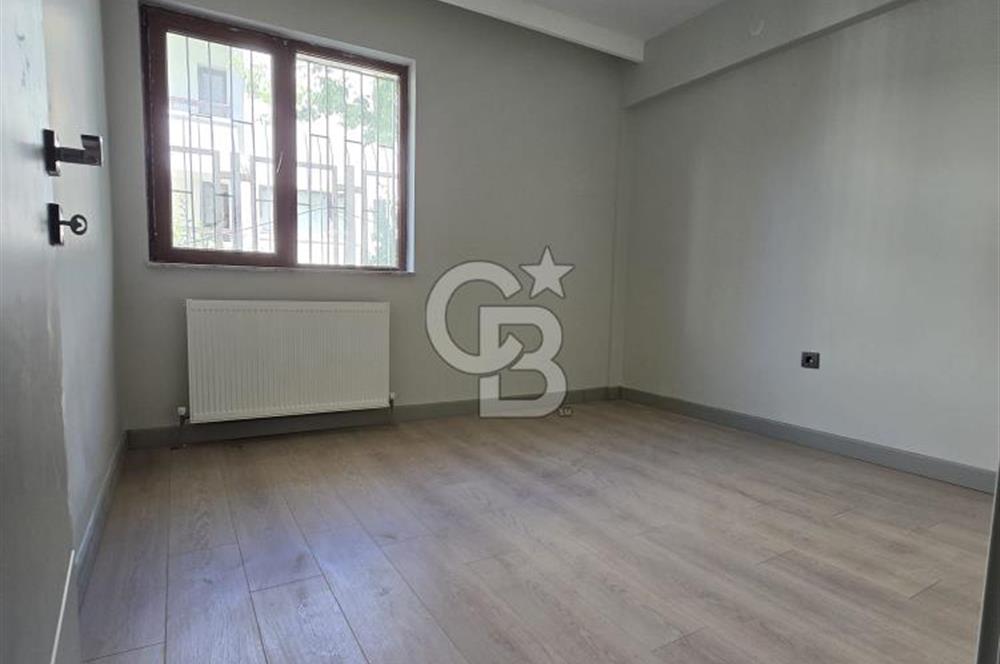KAPTANPAŞA SOKAK'TA SIFIR YAPILI 170 M2 3+1 SATILIK BAHÇE KATI