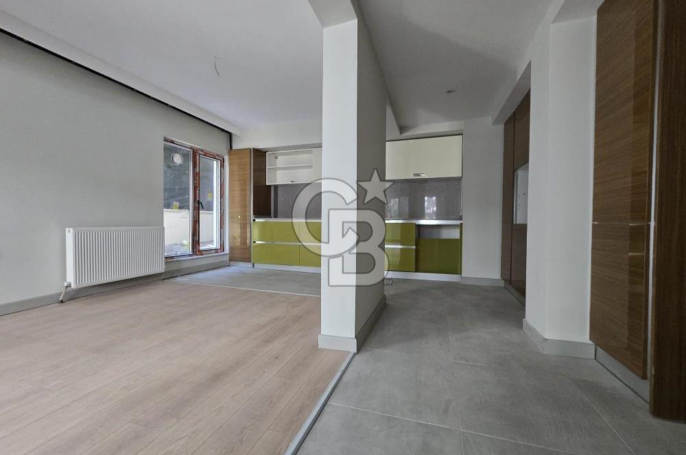 KAPTANPAŞA SOKAK'TA SIFIR YAPILI 170 M2 3+1 SATILIK BAHÇE KATI