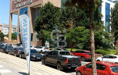 ÇAYIROVA BELEDİYESİNİN TAM KARŞISI 220 M² SATILIK İŞ YERİ 