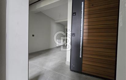KAPTANPAŞA SOKAK'TA SIFIR YAPILI 170 M2 3+1 SATILIK BAHÇE KATI
