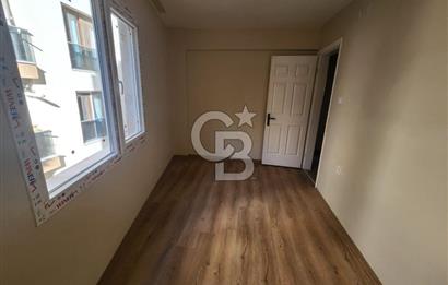 ÇİĞLİ YENİ MAHALLESİ ARA KAT EBEVEYN BANYOLU SATILIK 2+1 DAİRE