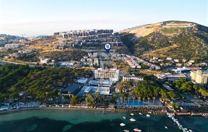 Kuşadası Merkezde Deniz Manzaralı Akılı  Ev Sistemli 4+1 Lüks Villa