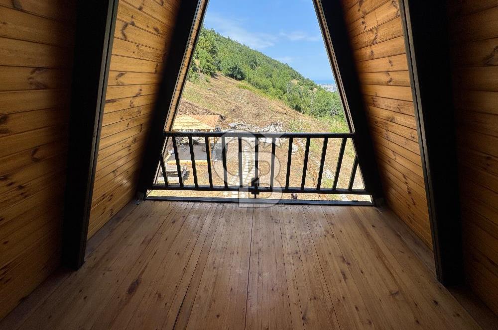 DOGA ILE IÇ iÇE 1800m' ARSA iÇiNDEKi HARiKA BiR BUNGALOV