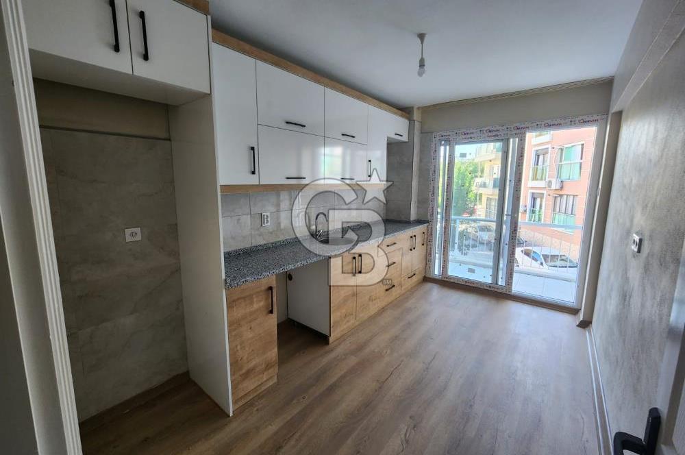 ÇİĞLİ YENİ MAHALLESİ ARA KAT EBEVEYN BANYOLU SATILIK 2+1 DAİRE