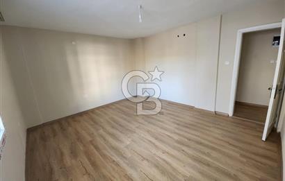 ÇİĞLİ YENİ MAHALLESİ ARA KAT EBEVEYN BANYOLU SATILIK 2+1 DAİRE