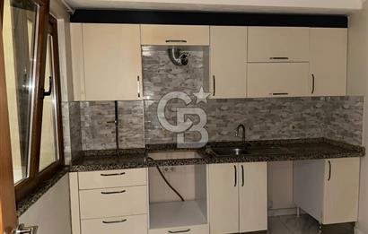 Cumhuriyet Caddesi'nde Yeşilliğe Bakan 3+1 