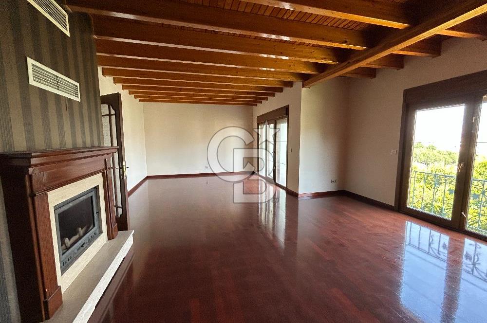Bahçeşehir Banu Evlerinde Satılık 4,5+2 İnci Tipi Villa