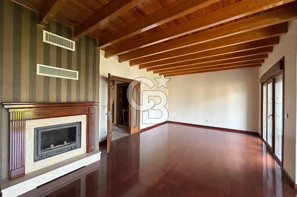 Bahçeşehir Banu Evlerinde Satılık 4,5+2 İnci Tipi Villa