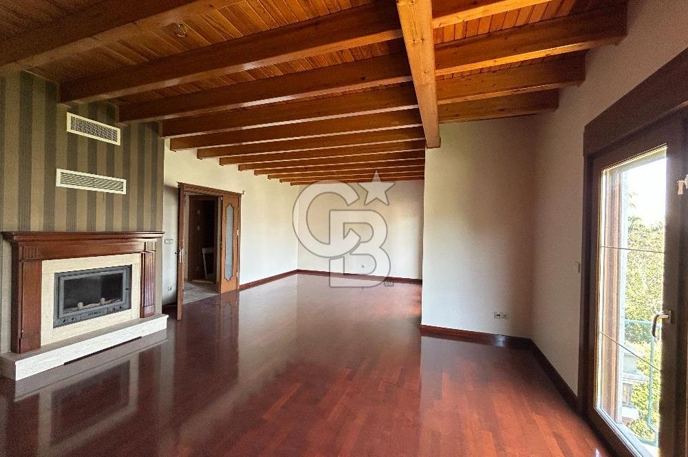 Bahçeşehir Banu Evlerinde Satılık 4,5+2 İnci Tipi Villa