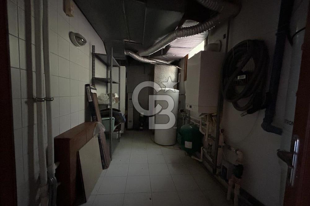 Bahçeşehir Banu Evlerinde Satılık 4,5+2 İnci Tipi Villa