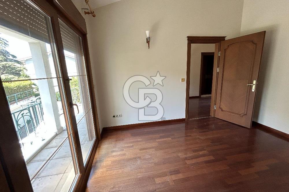 Bahçeşehir Banu Evlerinde Satılık 4,5+2 İnci Tipi Villa
