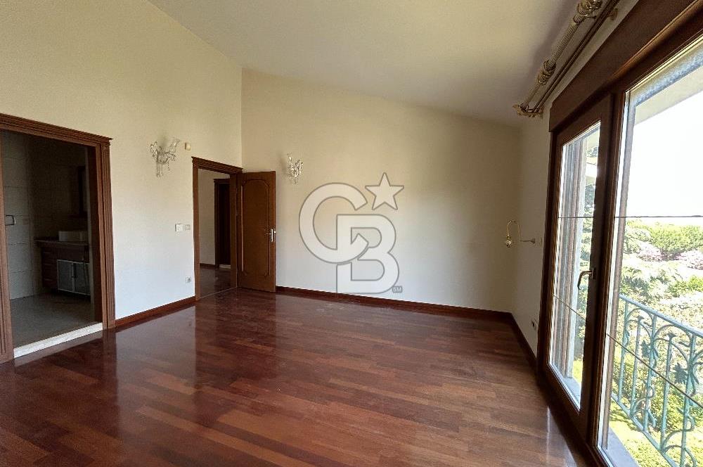Bahçeşehir Banu Evlerinde Satılık 4,5+2 İnci Tipi Villa