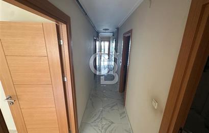 Cumhuriyet Caddesi'nde Yeşilliğe Bakan 3+1 