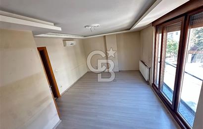 Cumhuriyet Caddesi'nde Yeşilliğe Bakan 3+1 
