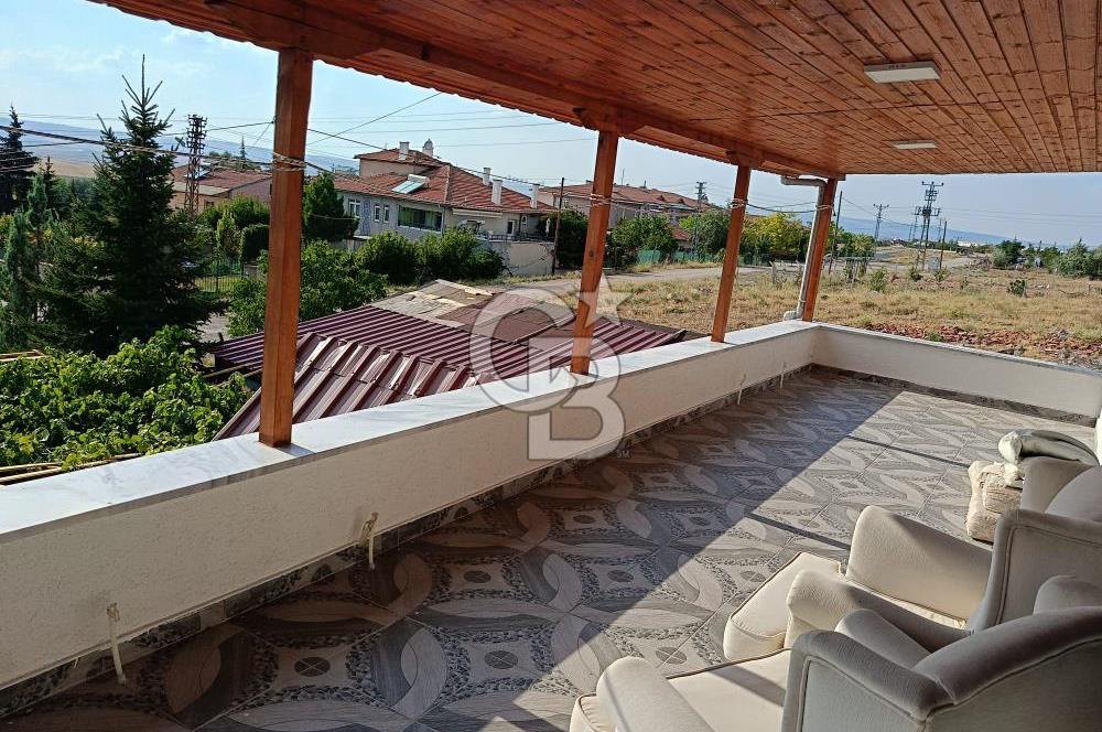 GÖLBAŞI OĞULBEY'DE 3+1 145 M2 GENİŞ BAHÇELİ BOŞ KİRALIK VİLLA