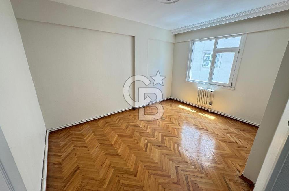 KARTAL SOĞANLIK MERKEZDE SİTE İÇERSİNDE SATILIK 2+1 DAİRE