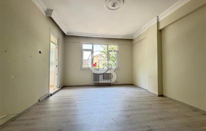 KARTAL SOĞANLIK MERKEZDE SİTE İÇERSİNDE SATILIK 2+1 DAİRE