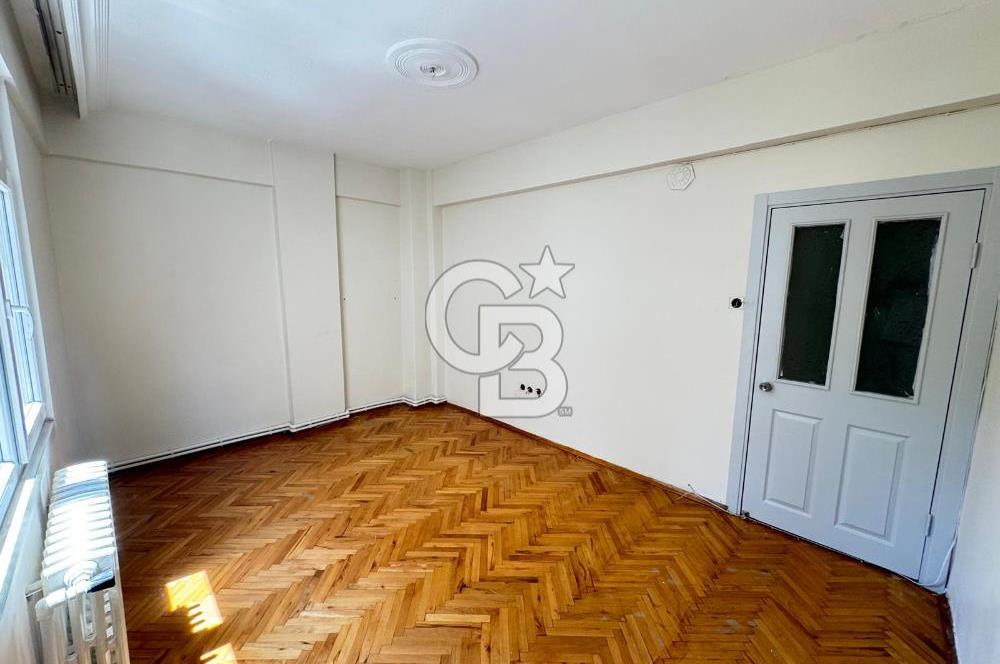 KARTAL SOĞANLIK MERKEZDE SİTE İÇERSİNDE SATILIK 2+1 DAİRE