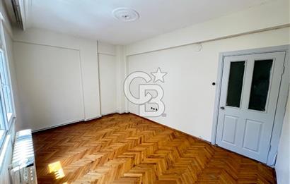 KARTAL SOĞANLIK MERKEZDE SİTE İÇERSİNDE SATILIK 2+1 DAİRE