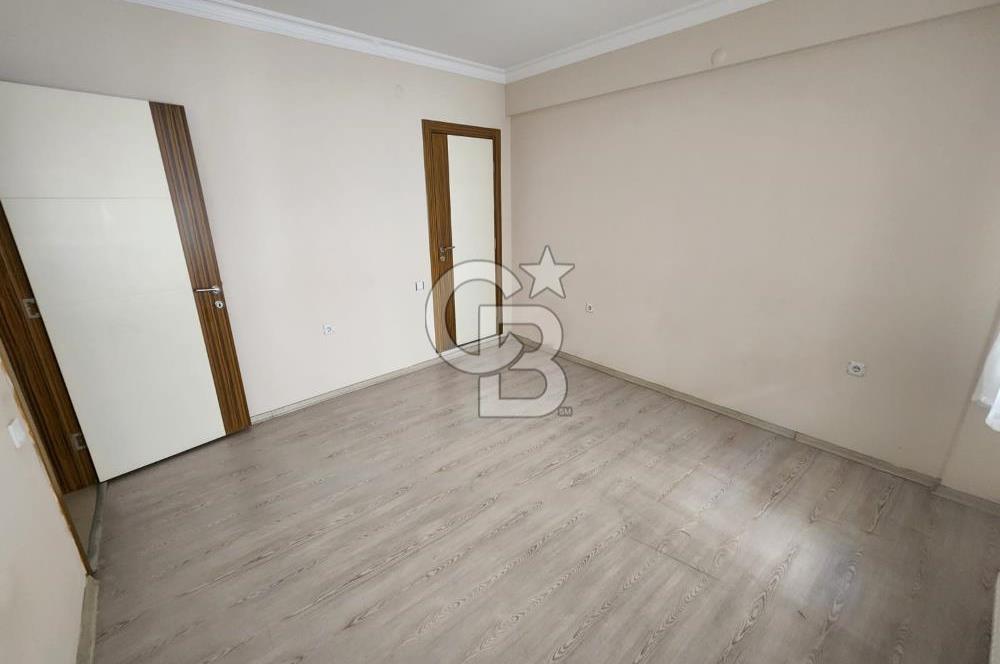 BAYRAKLI EMEK MAHALLESİNDE EBEVEYN BANYOLU SATILIK 2+1 DAİRE