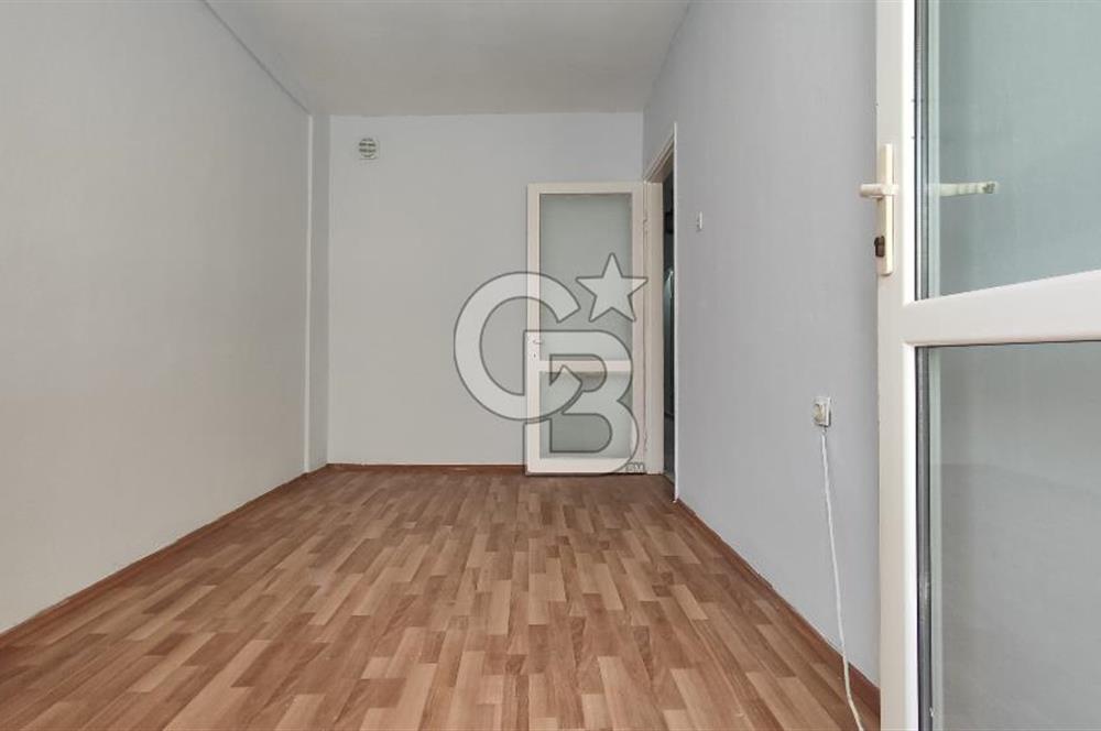 Alaybey İZBAN ve Çarşıya Çok Yakın Kiralık 3+1