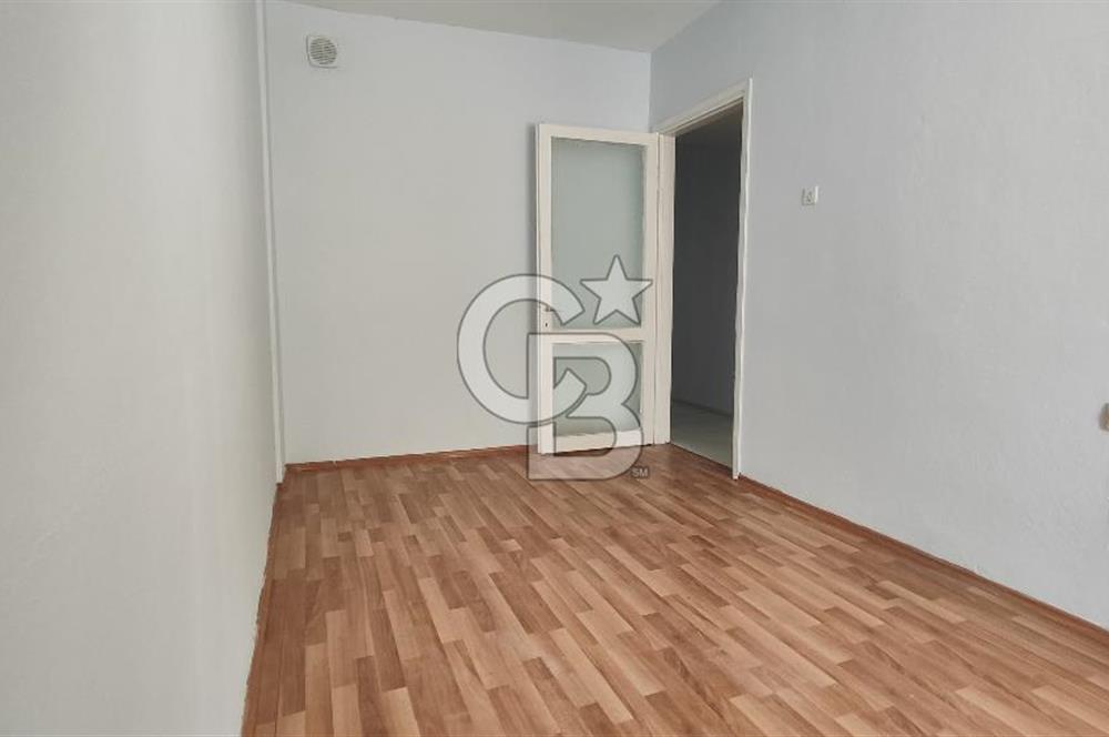 Alaybey İZBAN ve Çarşıya Çok Yakın Kiralık 3+1