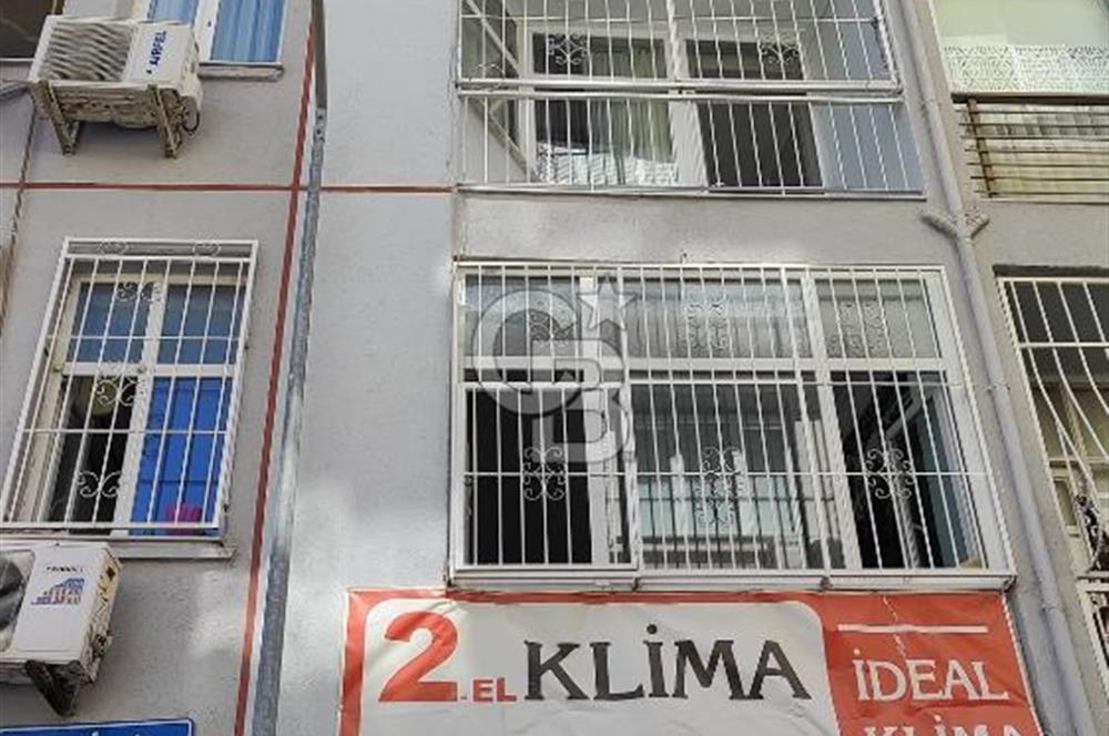 Alaybey İZBAN ve Çarşıya Çok Yakın Kiralık 3+1