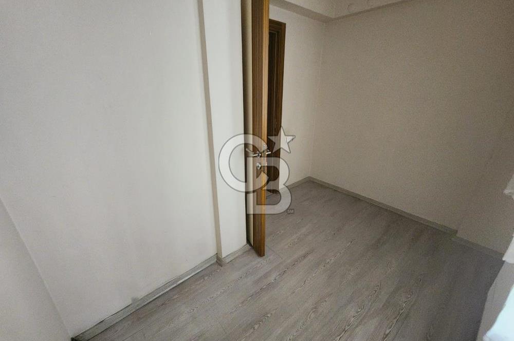 BAYRAKLI EMEK MAHALLESİNDE EBEVEYN BANYOLU SATILIK 2+1 DAİRE