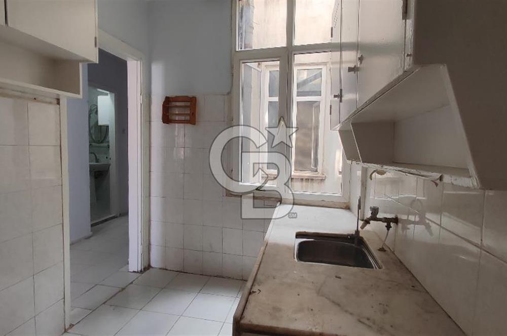 Alaybey İZBAN ve Çarşıya Çok Yakın Kiralık 3+1