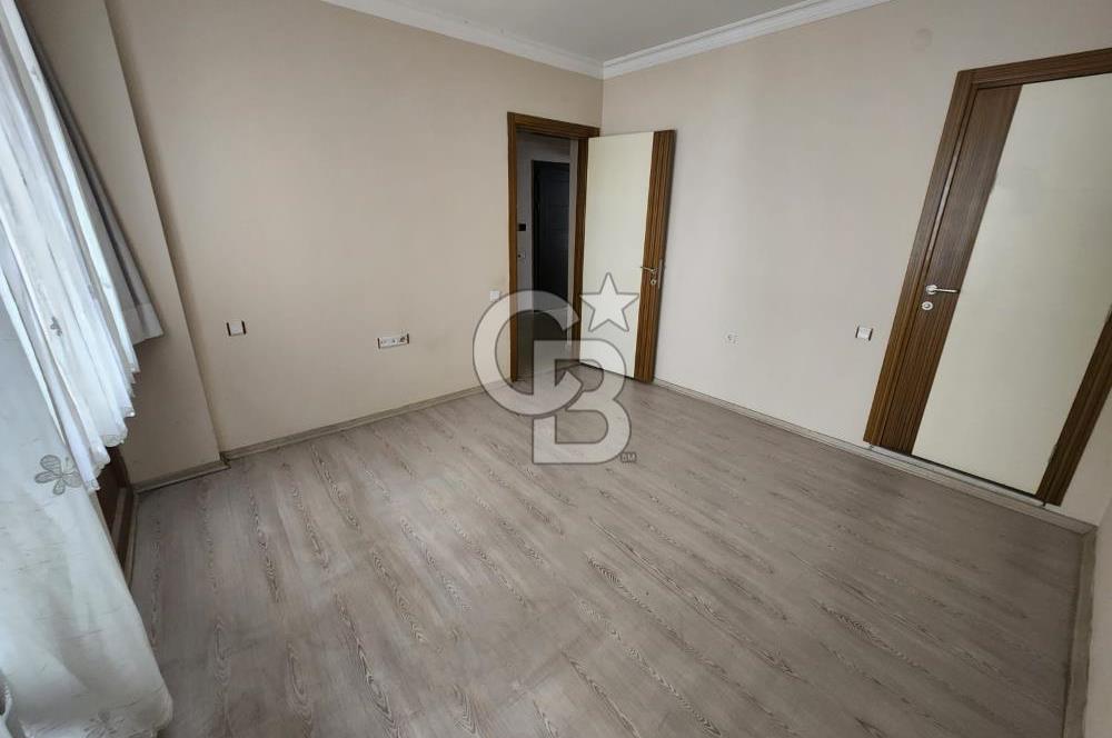 BAYRAKLI EMEK MAHALLESİNDE EBEVEYN BANYOLU SATILIK 2+1 DAİRE