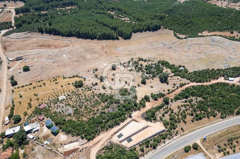 ANTALYA DEMRE YAVU'DA D-400'E KOMŞU, 23.013 m² YATIRIMLIK TARLA