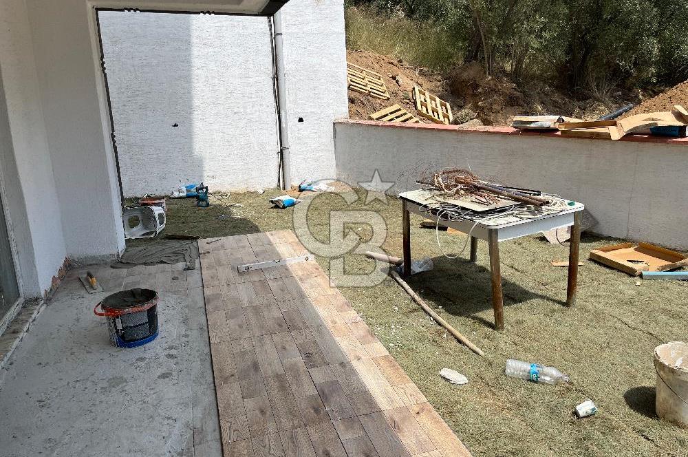 YALOVA ARMUTLU 'DA SATILIK PLAJA 150 M BAHÇELİ LÜKS DAİRE!..