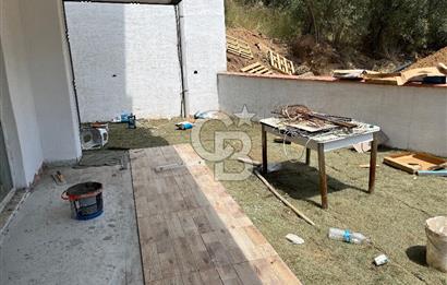 YALOVA ARMUTLU 'DA SATILIK PLAJA 150 M BAHÇELİ LÜKS DAİRE!..