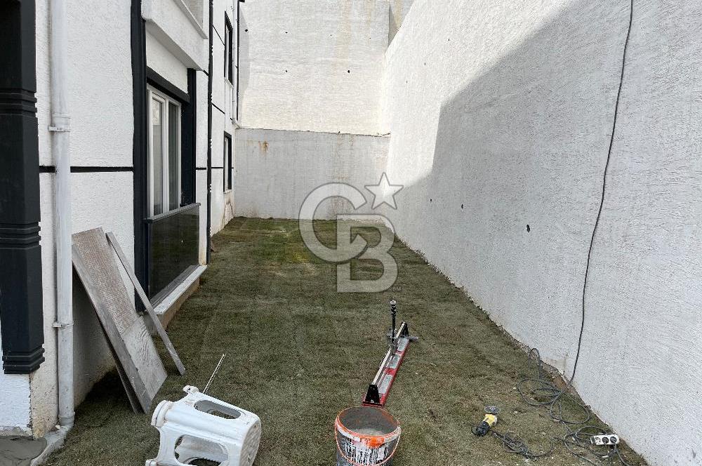 YALOVA ARMUTLU 'DA SATILIK PLAJA 150 M BAHÇELİ LÜKS DAİRE!..
