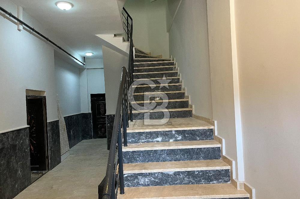 YALOVA ARMUTLU 'DA SATILIK PLAJA 150 M BAHÇELİ LÜKS DAİRE!..