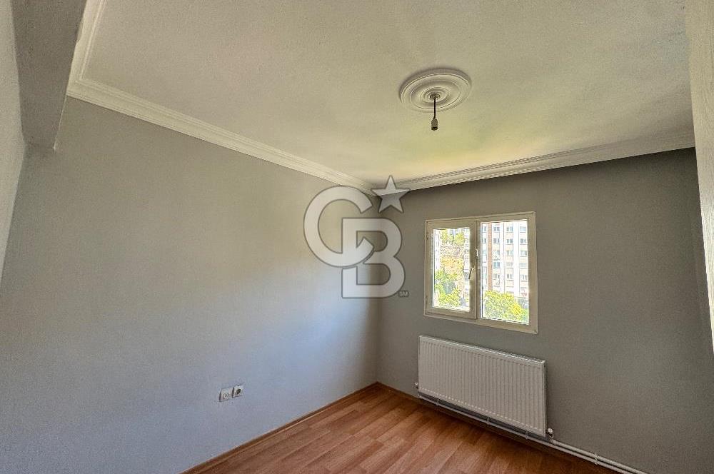 Çiğli Evka-5’te Kapalı Mutfak 2+1 Satılık Daire 