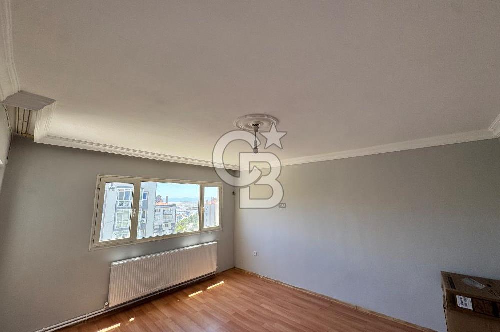 Çiğli Evka-5’te Kapalı Mutfak 2+1 Satılık Daire 