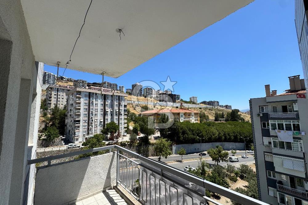 Çiğli Evka-5’te Kapalı Mutfak 2+1 Satılık Daire 