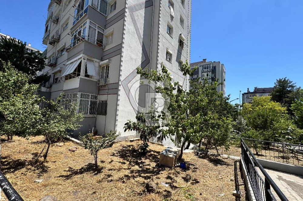 Çiğli Evka-5’te Kapalı Mutfak 2+1 Satılık Daire 