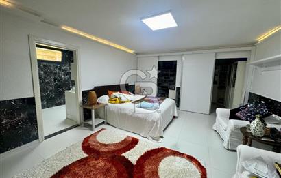 GÜZELBAHÇE, YELKİ'DE ÖZEL HAVUZLU GENİŞ BAHÇEYE SAHİP 5+1 MÜSTAKİL VİLLA 