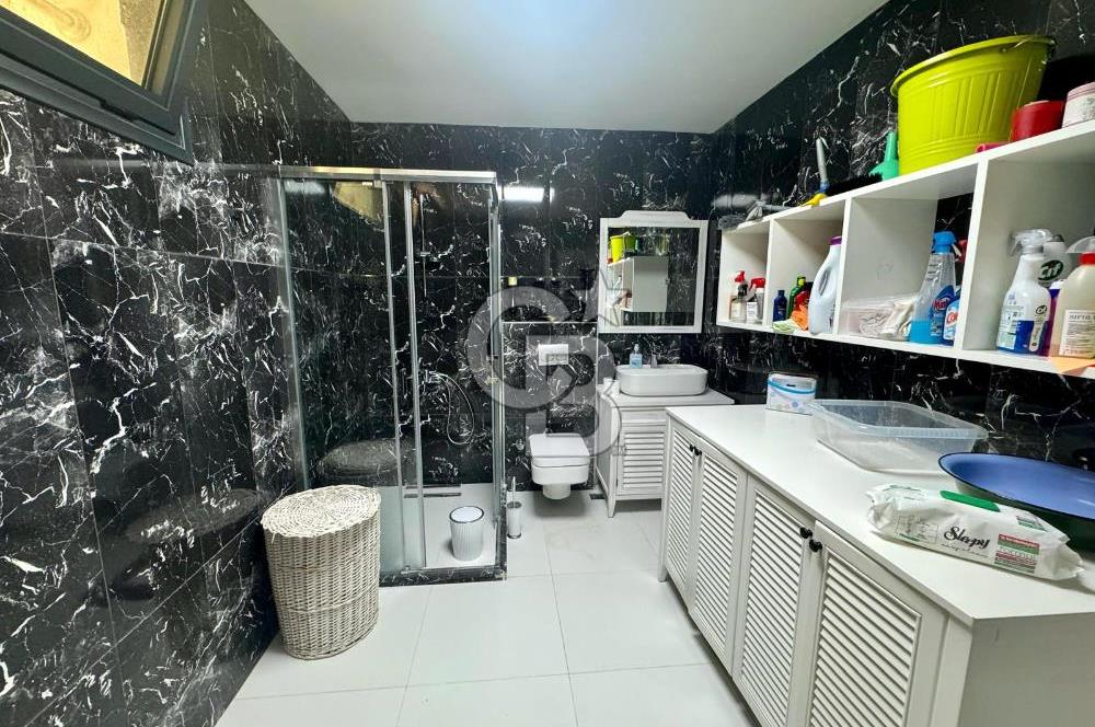 GÜZELBAHÇE, YELKİ'DE ÖZEL HAVUZLU GENİŞ BAHÇEYE SAHİP 5+1 MÜSTAKİL VİLLA 