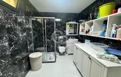 GÜZELBAHÇE, YELKİ'DE ÖZEL HAVUZLU GENİŞ BAHÇEYE SAHİP 5+1 MÜSTAKİL VİLLA 