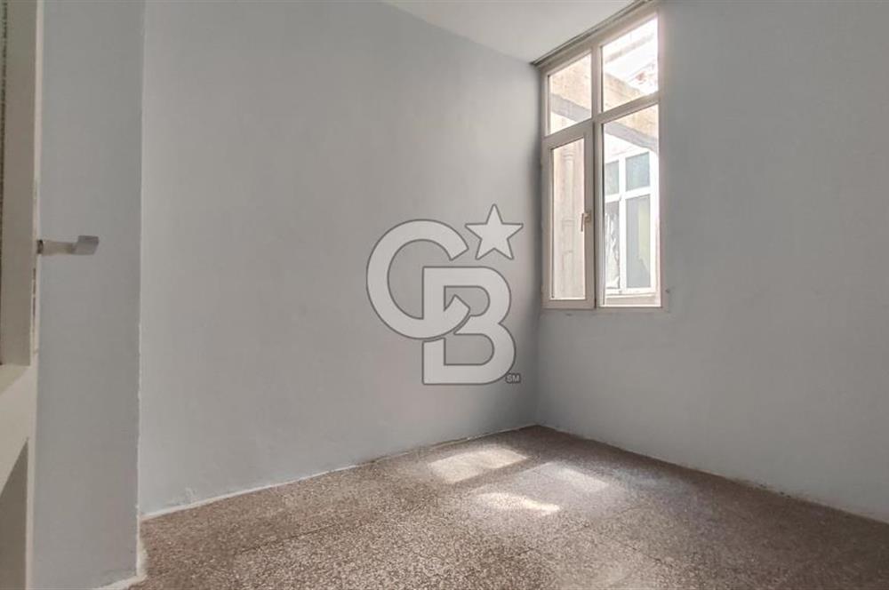 Alaybey İZBAN ve Çarşıya Çok Yakın Kiralık 3+1
