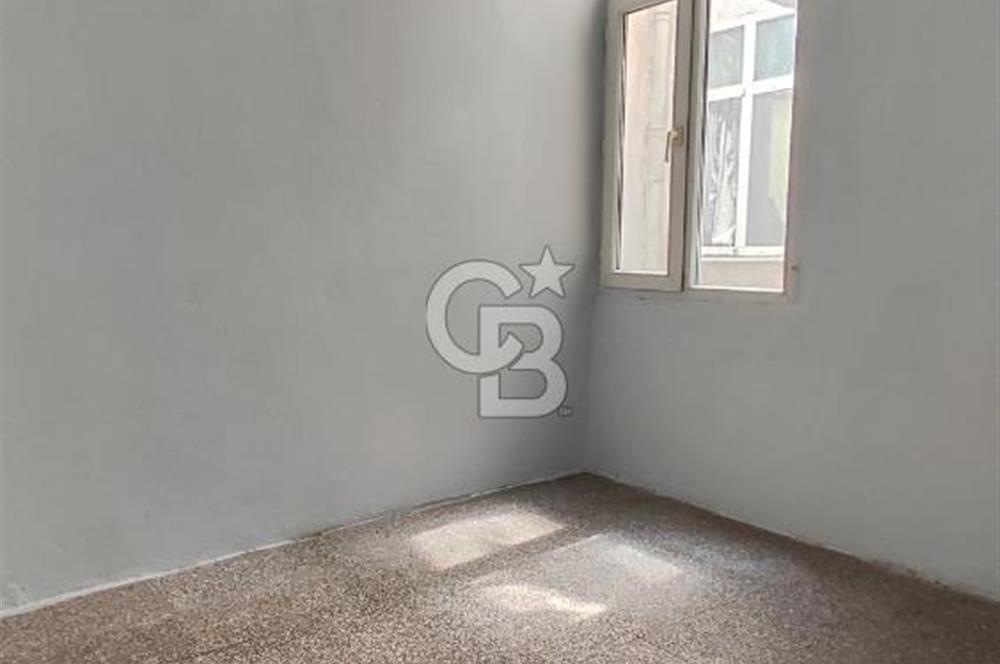 Alaybey İZBAN ve Çarşıya Çok Yakın Kiralık 3+1