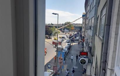 KADIKÖY'DE BELEDİYE KARŞISINDA SIFIRLANMIŞ KİRALIK İŞYERİ