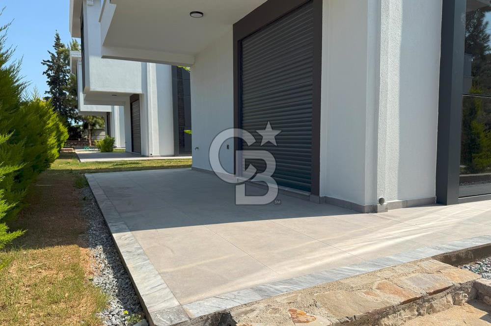 Didim Sağtur Bölgesinde havuzlu sitede Tam müstakil villa..